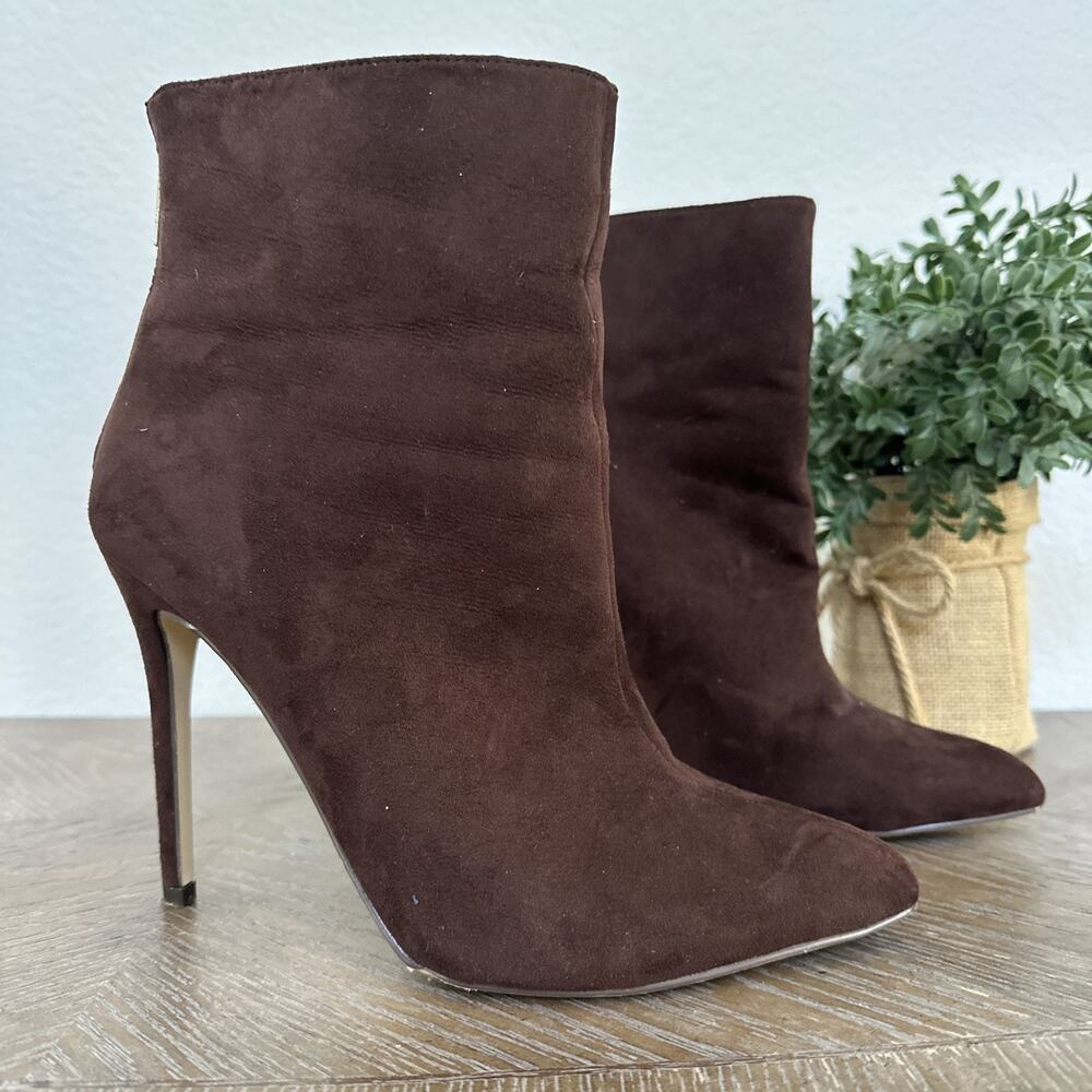 Shoedazzle Solid Brown Faux Studded Pointed Toe Stiletto Ankle Boots Size US 9